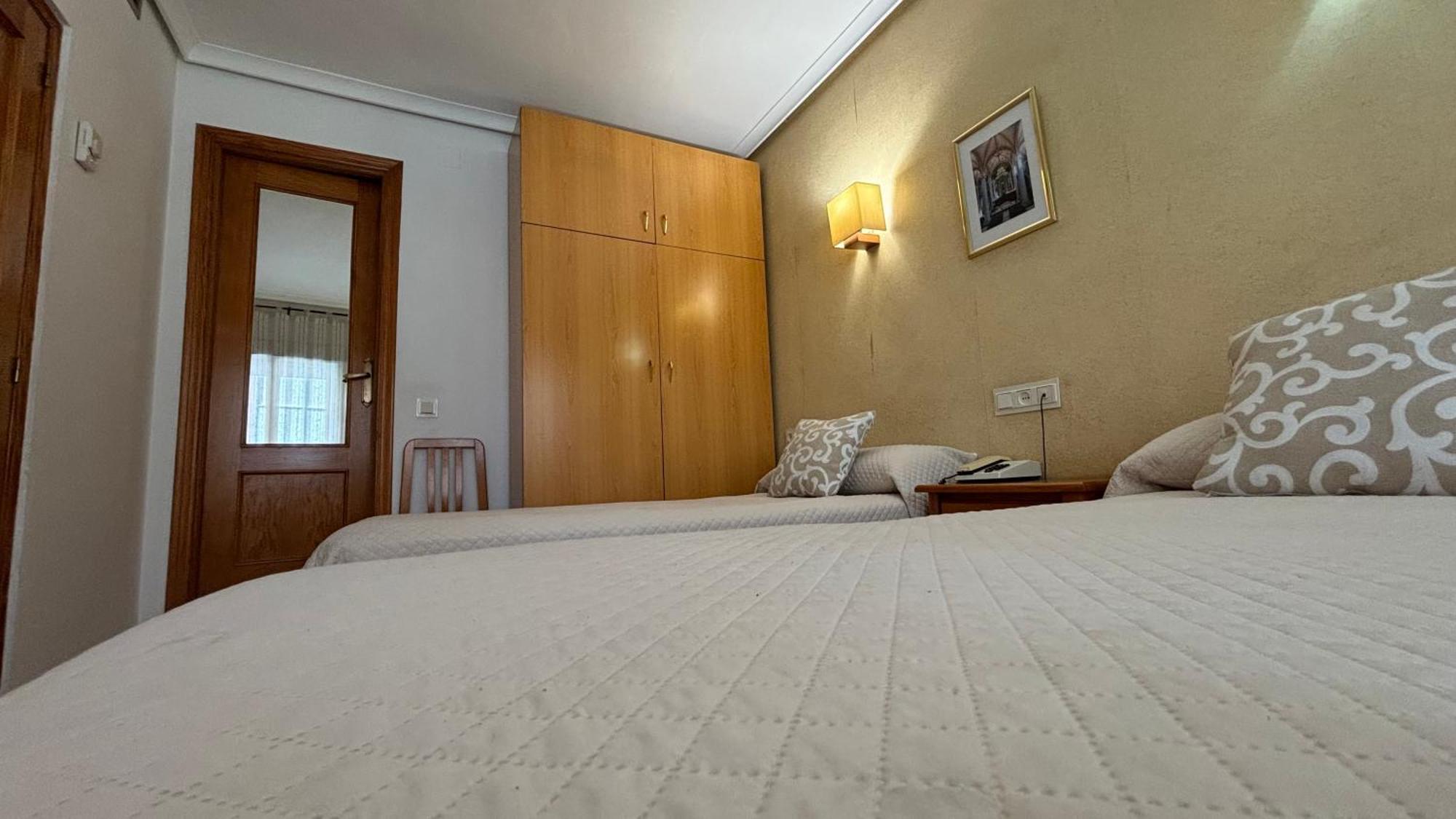 Hostal Atienzar Albacete Exterior foto