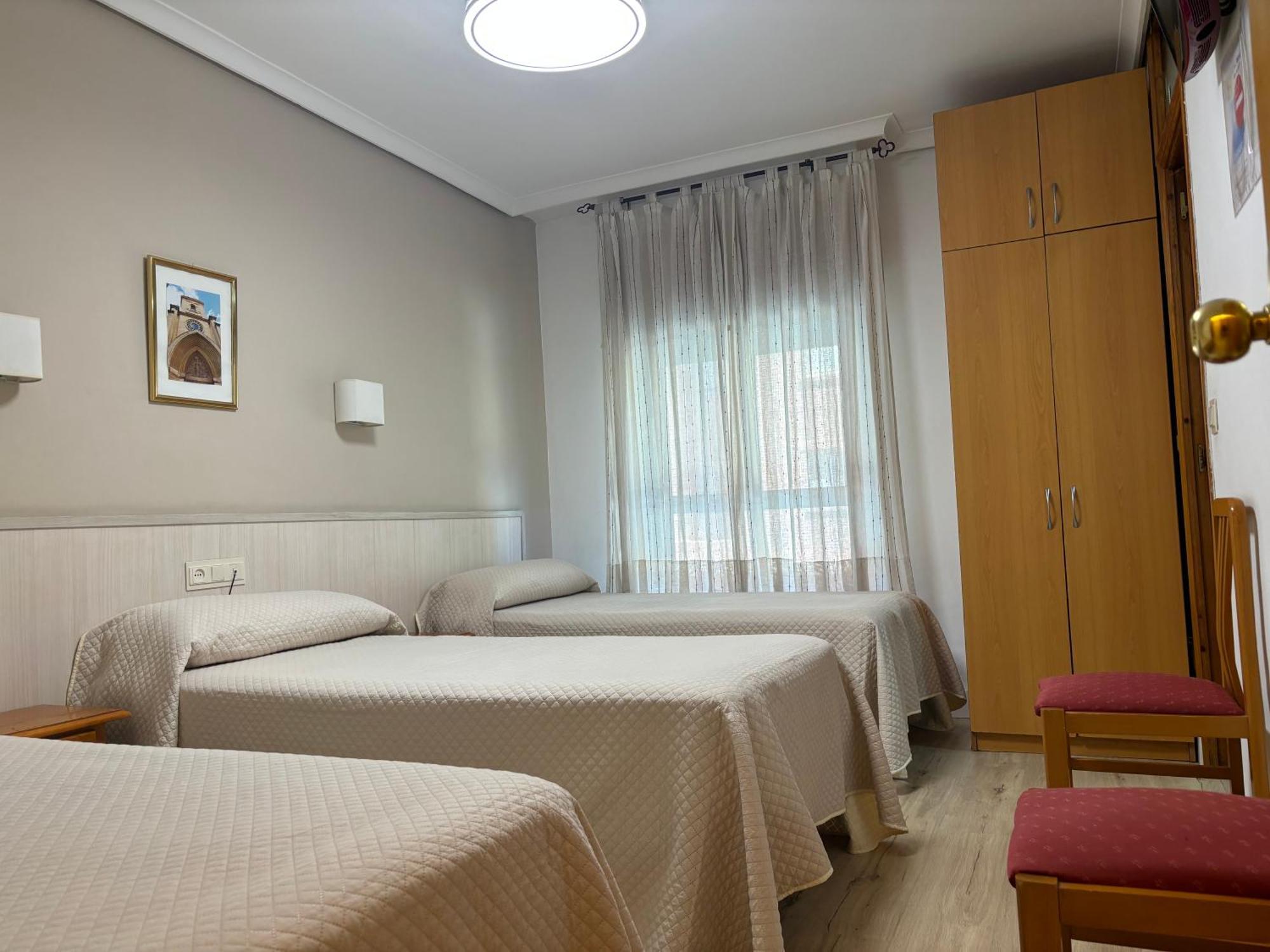 Hostal Atienzar Albacete Exterior foto